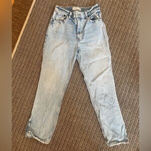 Abercrombie curve love the 90’s straight jean ultra high rise. 27 extra short